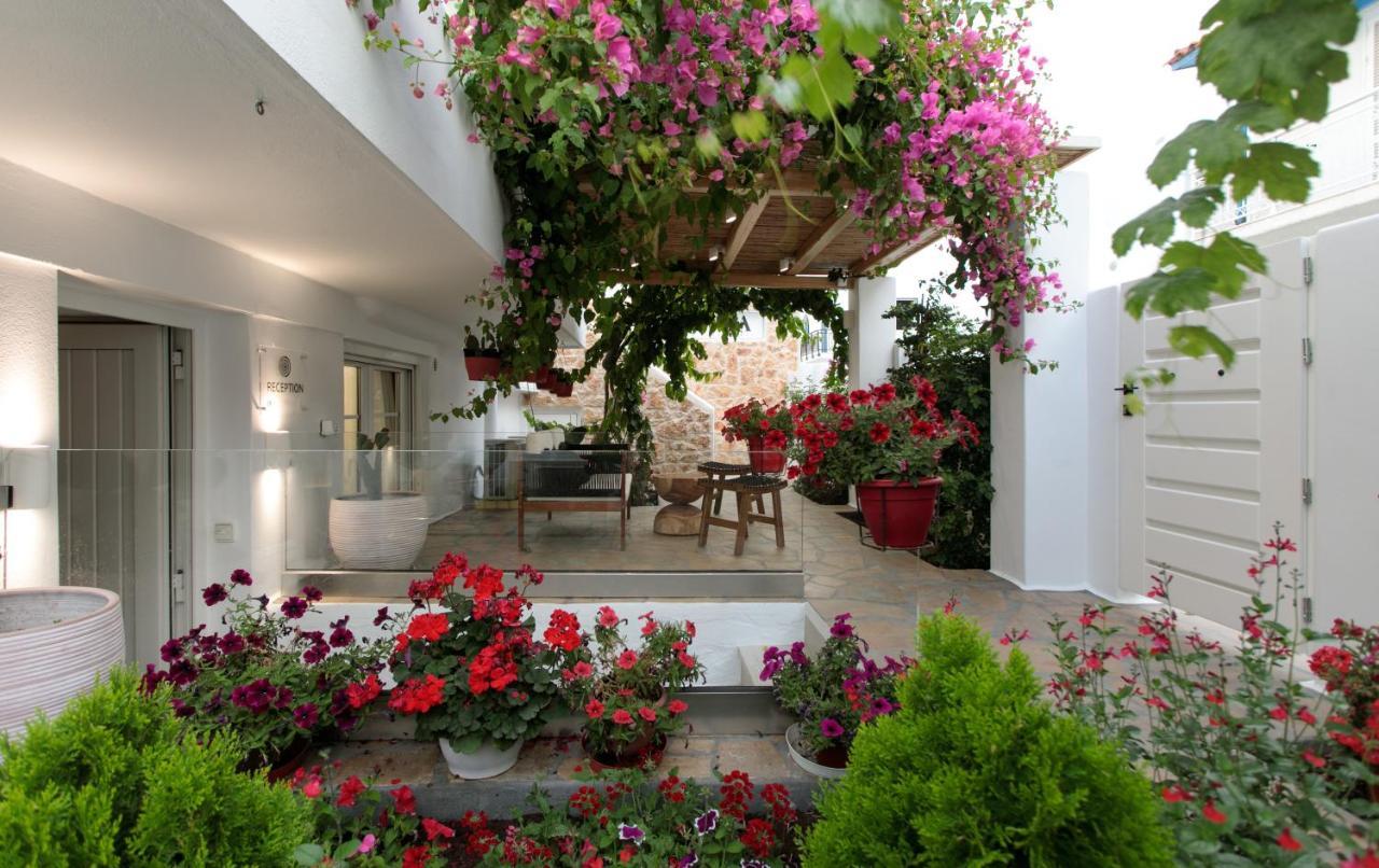 Manda Luxury Apartments Naxos City Екстер'єр фото