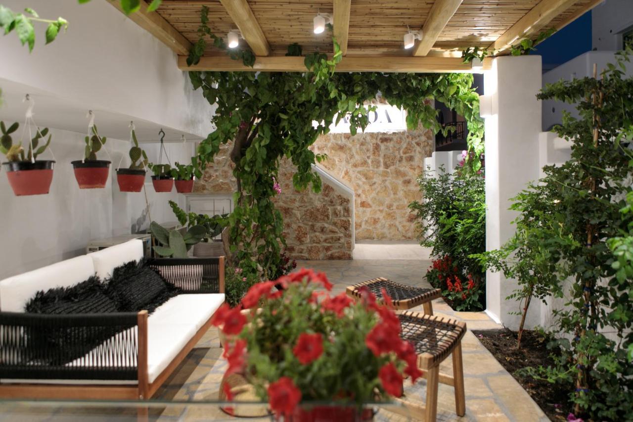 Manda Luxury Apartments Naxos City Екстер'єр фото