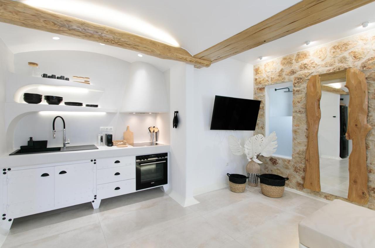 Manda Luxury Apartments Naxos City Екстер'єр фото